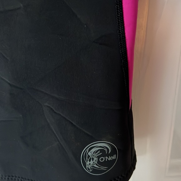 O’Neil Bahia Seamless Paddle Zones Surf Wet Top Girls Size 4 - Picture 9 of 11